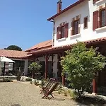巴里亚酒店 酒店